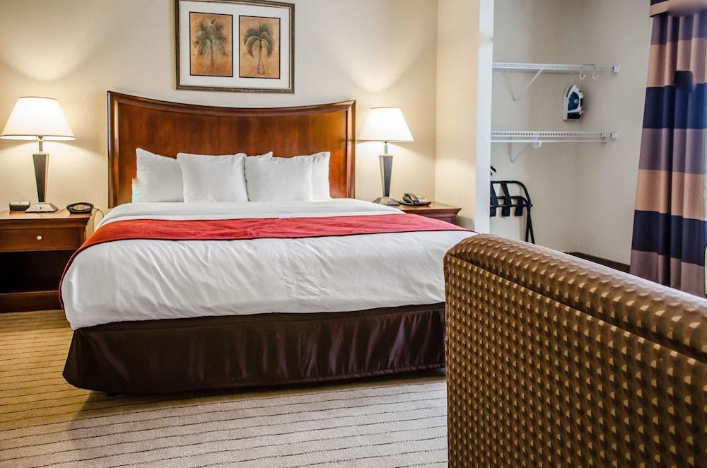Comfort Suites North Mobile Сараленд Екстериор снимка