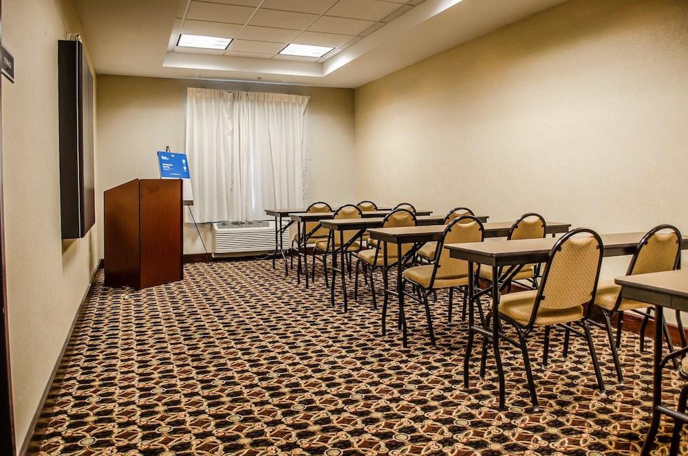 Comfort Suites North Mobile Сараленд Екстериор снимка